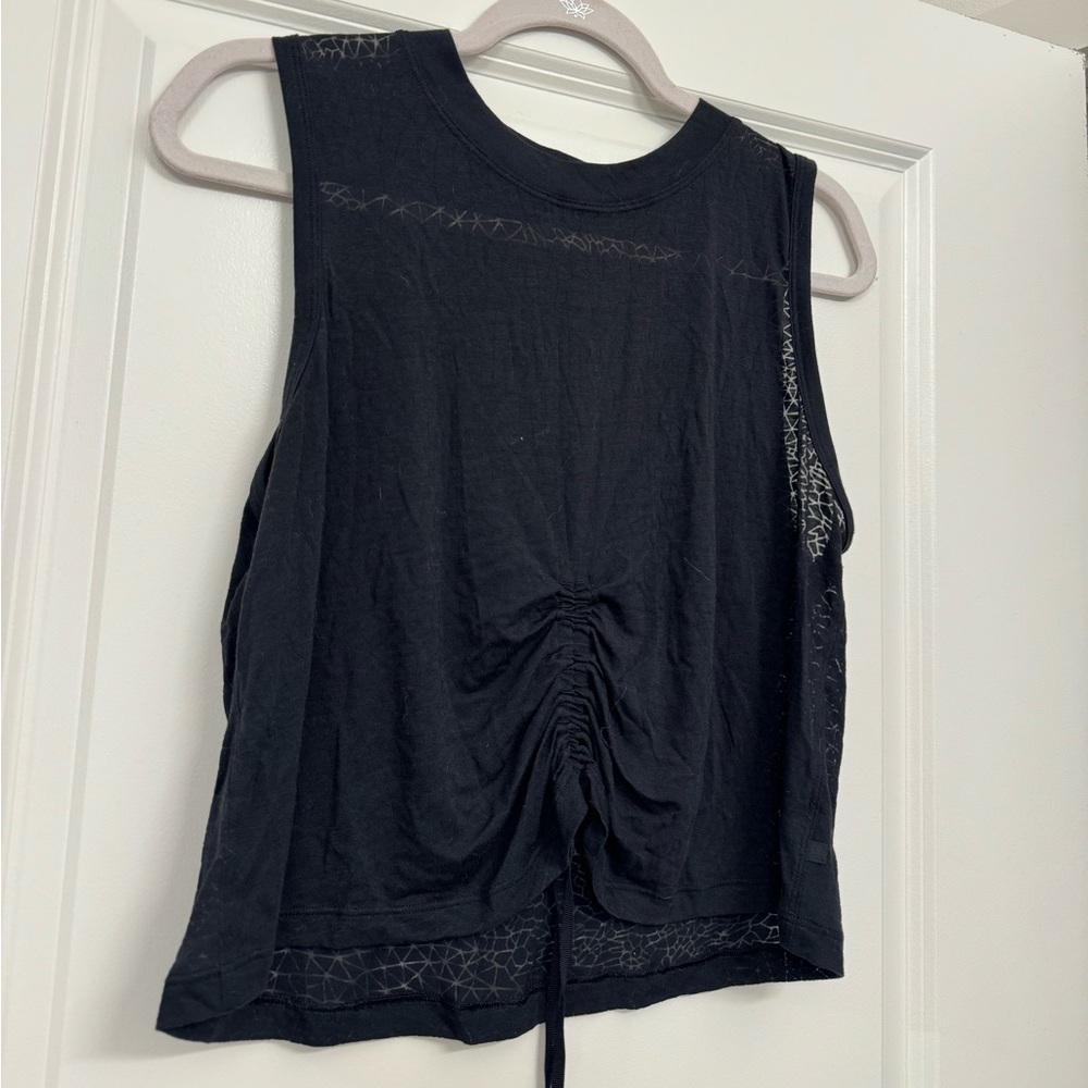 Lululemon black tank top